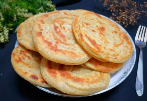 自从学会这香酱饼，我家一周一袋面，外酥里软香翻天